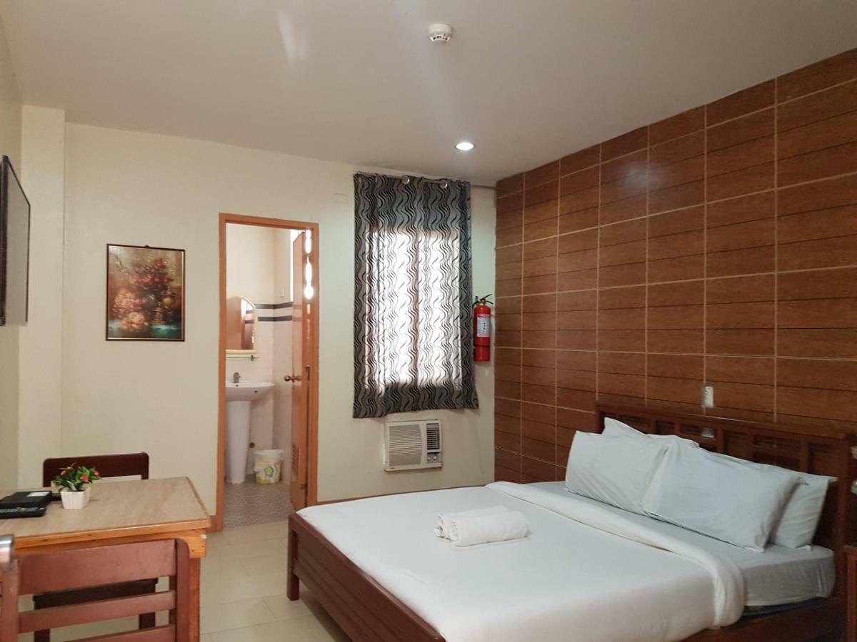 Joyful Island Hostel - Cebu City Экстерьер фото